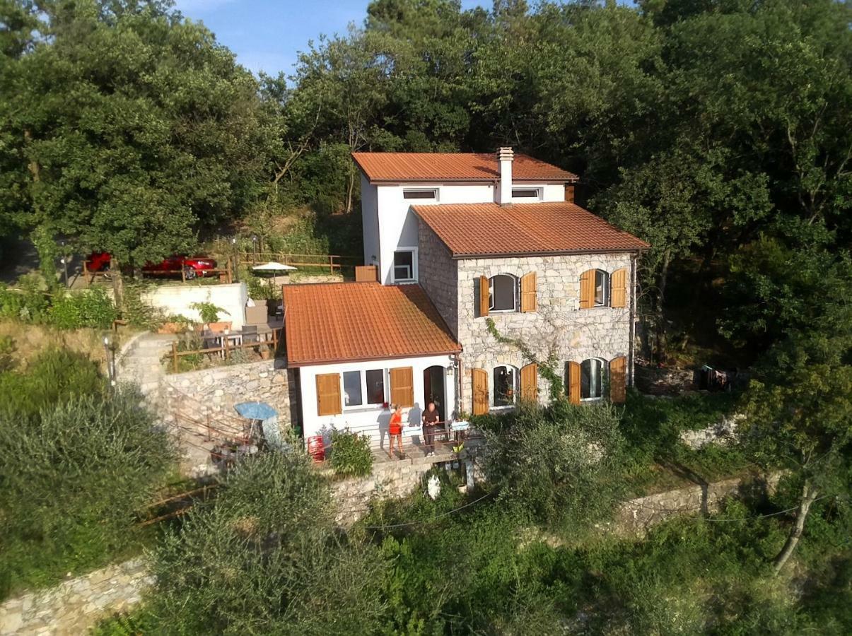 The House In The Green Affitta Camere Casarza Ligure Extérieur photo